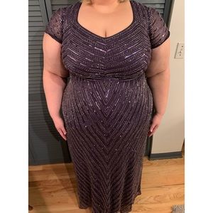 ADRIANNA PAPELL beaded mermaid gown